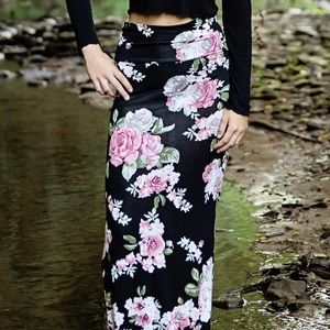 Rue 21 extra small maxi skirt black with pink flower.